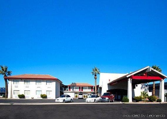 Econo Lodge 土桑 外观 照片