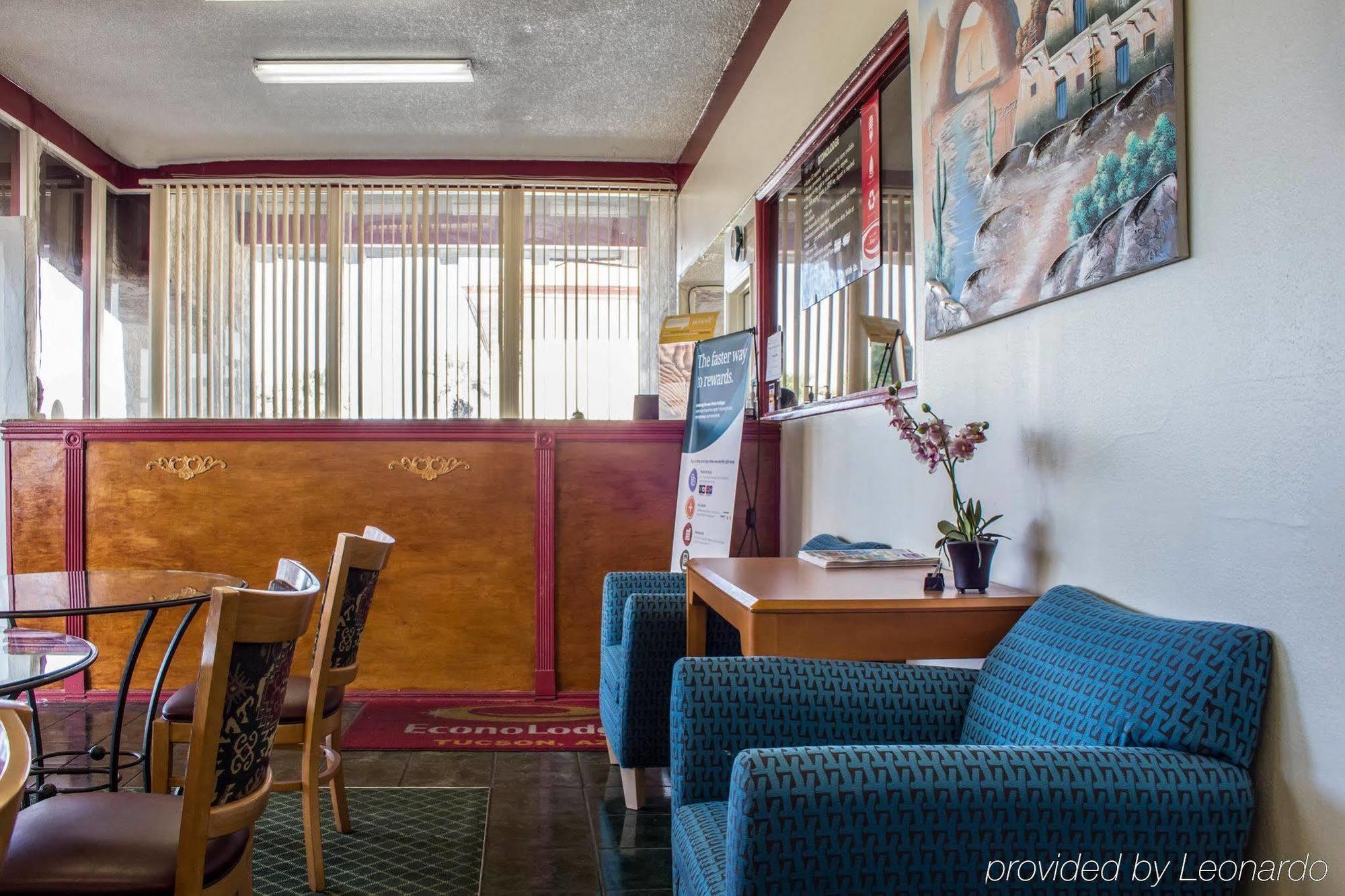 Econo Lodge 土桑 外观 照片