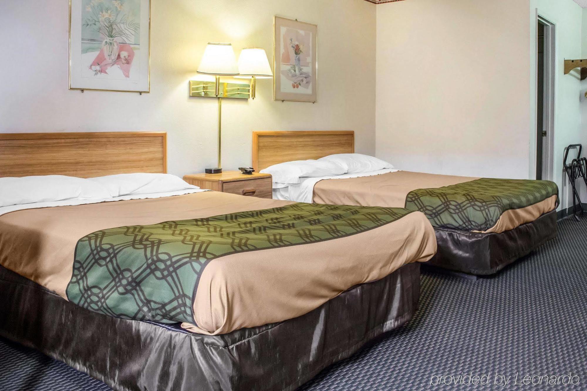 Econo Lodge 土桑 外观 照片