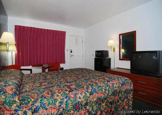 Econo Lodge 土桑 外观 照片